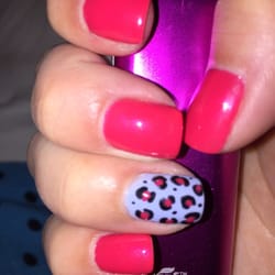 TLC Nail Spa - Christine always does good designs