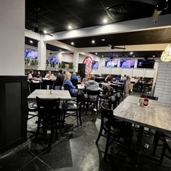 Brew-Bacher's Grill - The interior.