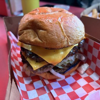 Betty's Burgers Joint - Double Deluxe Burger - Burgers Near Me - Honolulu, Hawaii Betty's Burgers Joint - Double Deluxe Burger - Burgers Near Me - Honolulu, Hawaii