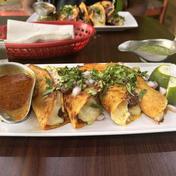 Cielo's Final Touch - Birria tacos (4pcs) - Mexican Near Me - Maplewood, New Jersey Cielo's Final Touch - Birria tacos (4pcs) - Mexican Near Me - Maplewood, New Jersey