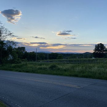 Inn At Charlotte - Bed & Breakfast Near Me - Charlotte, Vermont Inn At Charlotte - Bed & Breakfast Near Me - Charlotte, Vermont