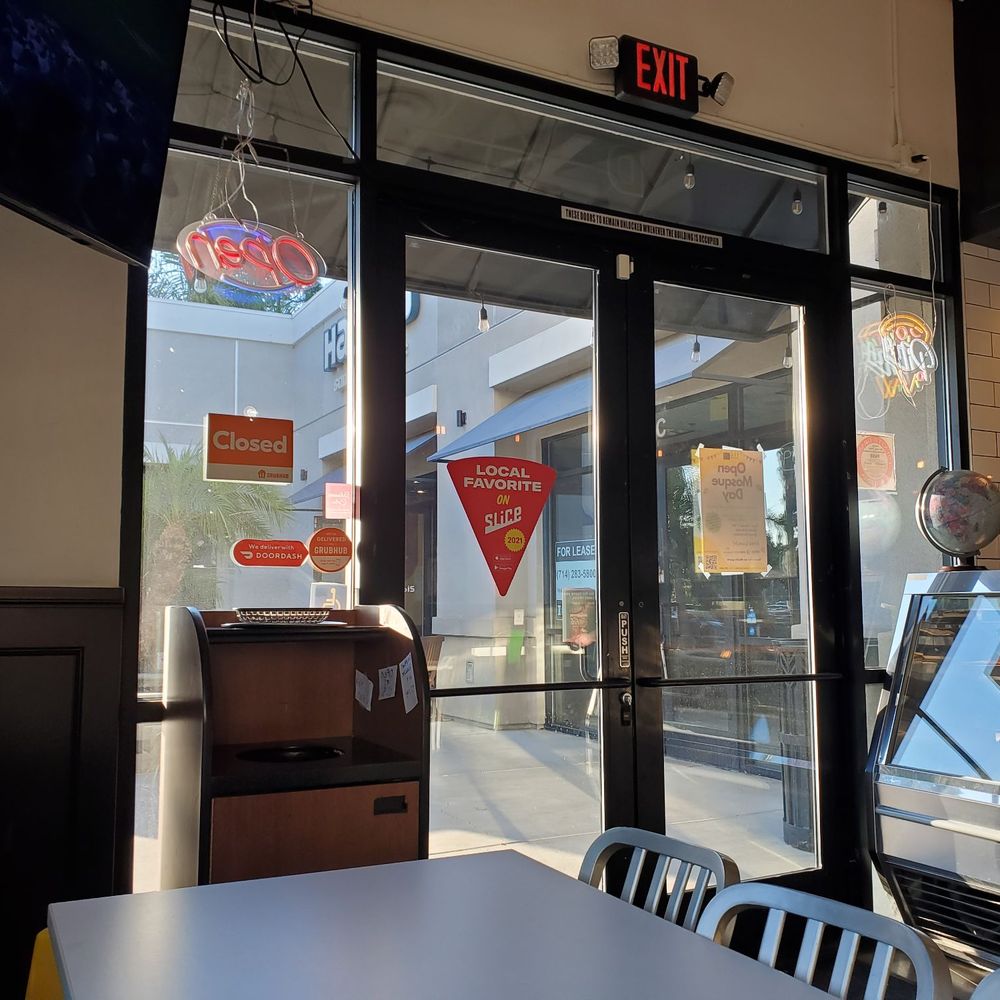 Desi Halal Pizza - Halal Near Me - Fullerton, California