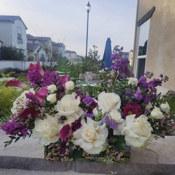 Celan Flowers & Gift Shop - Florists Near Me - Rocklin, California