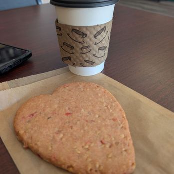 Cake And Coffee House - Toffee Nut Latte and a Raspberry Oatmeal cookie. - Desserts Near Me - South Gate, California