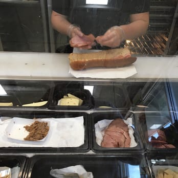 Road Ranger - Subway is connected to/ walk thru the store. - Gas Stations Near Me - Ottawa, Illinois