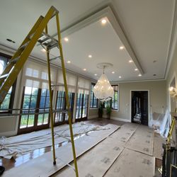 ELEXA Electric - Expert high ceiling lighting & potlight installation by a fully licensed & insured residential electrician. Msg us for a free estimate!
