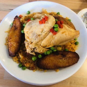 El Cubano - Arroz Con Pollo with plantains. - Cuban Near Me - Valencia, California El Cubano - Arroz Con Pollo with plantains. - Cuban Near Me - Valencia, California