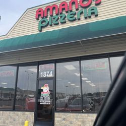 Amano Pizza - Entrance