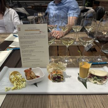 RD Winery - Wine Tasting Room Near Me - Napa, California RD Winery - Wine Tasting Room Near Me - Napa, California