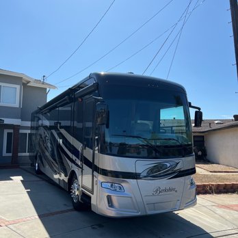 Deluxe Mobile Detail - Motorhome - Auto Detailing Near Me - Spring Valley, California Deluxe Mobile Detail - Motorhome - Auto Detailing Near Me - Spring Valley, California