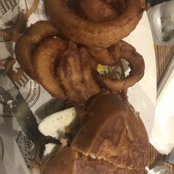 The Fix Burger Bar - Burgers Near Me - Worcester, Massachusetts