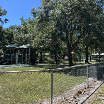 Bentley - Wilson Park - Parks Near Me - Sanford, Florida