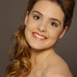 Passion For Make-Up - Makeup and hair