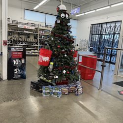 Need a tool  merry Christmas friends!!