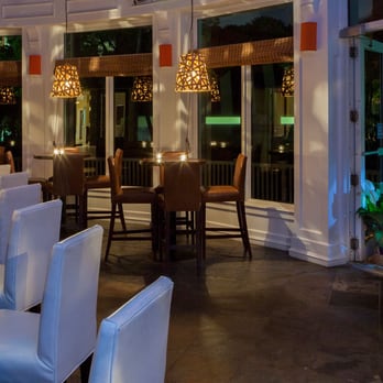 OCEAN2000 - O2000 bar - New American Near Me - Fort Lauderdale, Florida