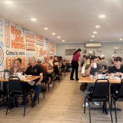 Himes Breakfast House - Inside
