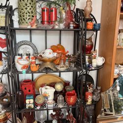 Tchotchkes - Touch of orange