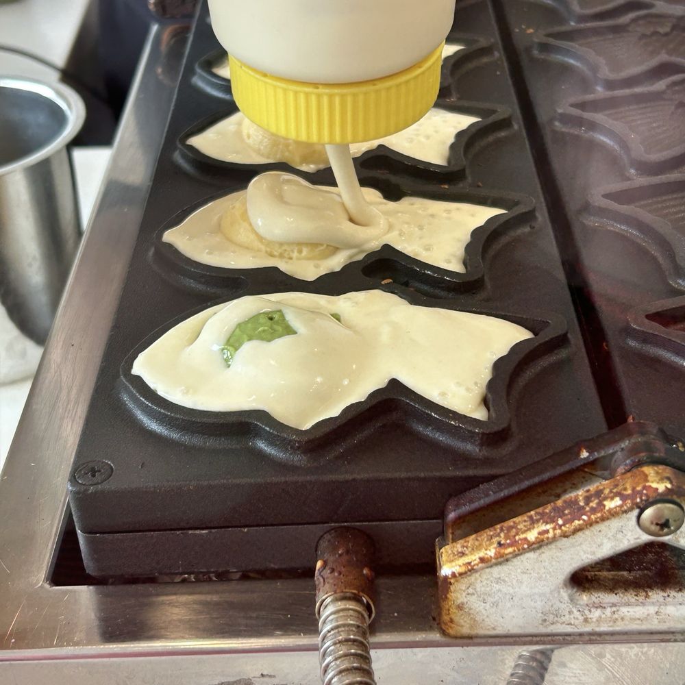 Somisomi - The making of the fish-shaped waffle cone. - Ice Cream & Frozen Yogurt Near Me - Irvine, California Somisomi - The making of the fish-shaped waffle cone. - Ice Cream & Frozen Yogurt Near Me - Irvine, California