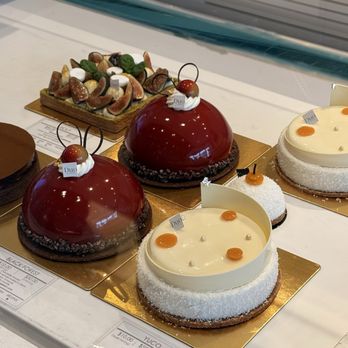 Duo Patisserie & Cafe - Desserts Near Me - Markham, Ontario