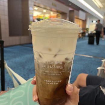 Starbucks - White Chocolate Macadamia Cream Cold Brew, with extra cold foam - Coffee & Tea Near Me - Honolulu, Hawaii