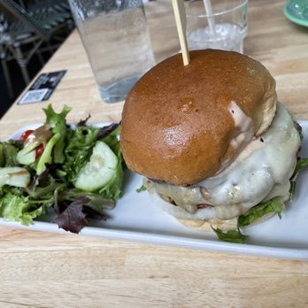 The 18hundred - 18hundred burger - New American Near Me - Bakersfield, California The 18hundred - 18hundred burger - New American Near Me - Bakersfield, California