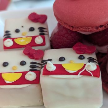 Hello Kitty Cafe - Themed Cafes Near Me - Santa Clara, California