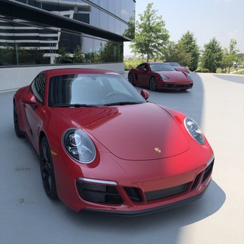 Porsche Experience Center- Atlanta - They are waiting! (¬‿¬) - Driving Schools Near Me - Atlanta, Georgia
