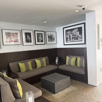 Sunset Marquis - Hotels Near Me - West Hollywood, California