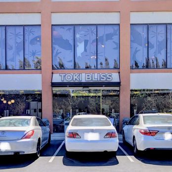 Toki Bliss Pâtisserie - Located beneath Koi Palace - Patisserie/Cake Shop Near Me - Milpitas, California Toki Bliss Pâtisserie - Located beneath Koi Palace - Patisserie/Cake Shop Near Me - Milpitas, California