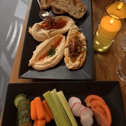 Stone Cut Bistro - Hummus Trio, Add a Side of Veg