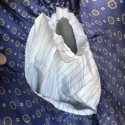 Ripped inner sleeve Ripped inner sleeve