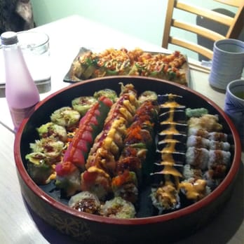 Black Pine Tree Sushi Bar - Lots of delicious rolls, including my favorite : the fresh roll - Sushi Bars Near Me - Southgate, Michigan Black Pine Tree Sushi Bar - Lots of delicious rolls, including my favorite : the fresh roll - Sushi Bars Near Me - Southgate, Michigan
