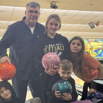 Rapids Bowling Center - First time bowling had a fun time on a cold rainy evening! - Bowling Near Me - Niagara Falls, New York