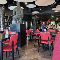 P.F. Chang's - Inside space