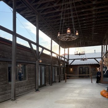 CIRCLE R RANCH - Updated January 2026 - 59 Photos & 23 Reviews - 5901 ...