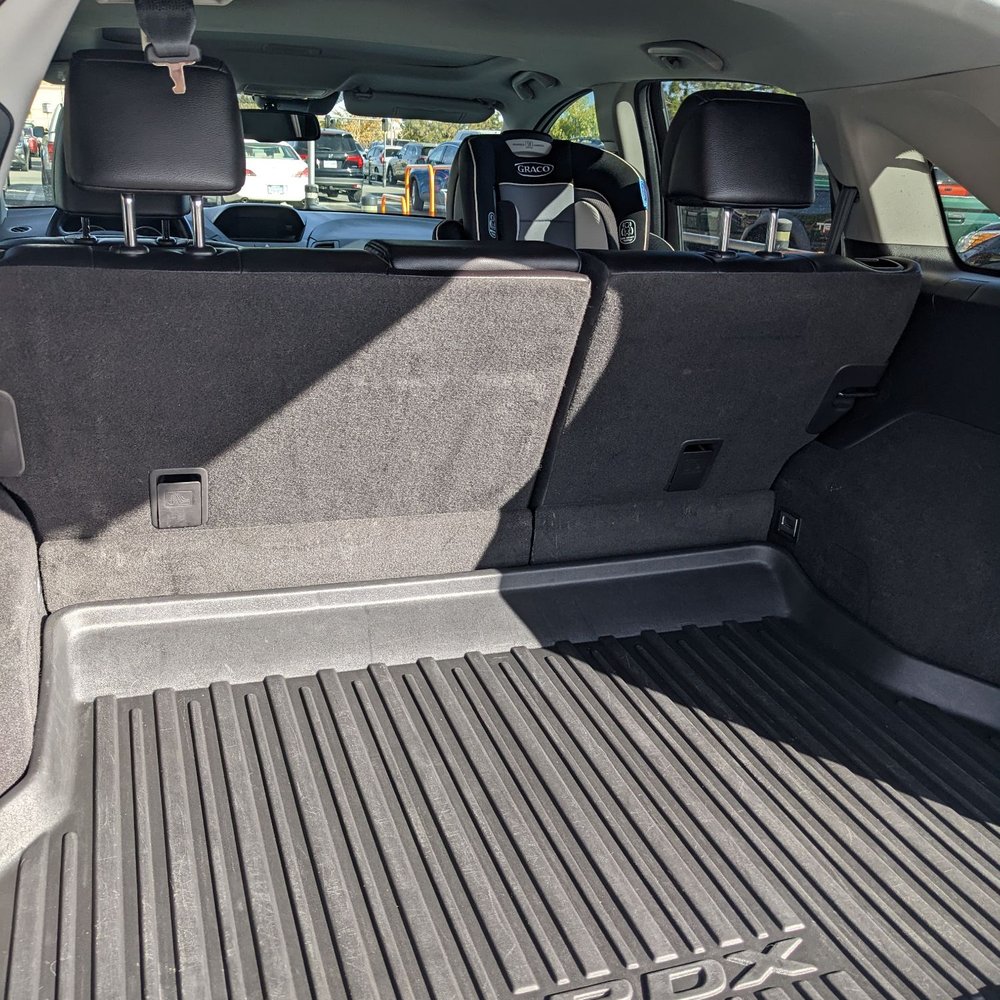 Prestigious Auto Styling - Nice and clean hatch - Auto Detailing Near Me - Sparks, Nevada Prestigious Auto Styling - Nice and clean hatch - Auto Detailing Near Me - Sparks, Nevada
