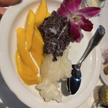 Zabb Thai Cuisine - Mango Sticky Rice (it's Vegan!) - Thai Near Me - Newport Beach, California Zabb Thai Cuisine - Mango Sticky Rice (it's Vegan!) - Thai Near Me - Newport Beach, California