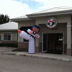Lee's Traditional Taekwondo Inc
