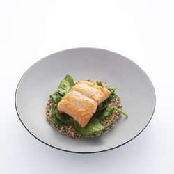 Le Fouquet's Montreux - Filet de truite de Méréville meunière, fondue d'épinard au quinoa