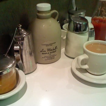 Lou Mitchell's - Condiments on the table - Breakfast & Brunch Near Me - Chicago, Illinois