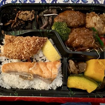 Sunrise Mart - Bento with salted salmon - International Grocery Near Me - New York, New York Sunrise Mart - Bento with salted salmon - International Grocery Near Me - New York, New York