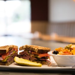 The Winery - Corned beef sandwich