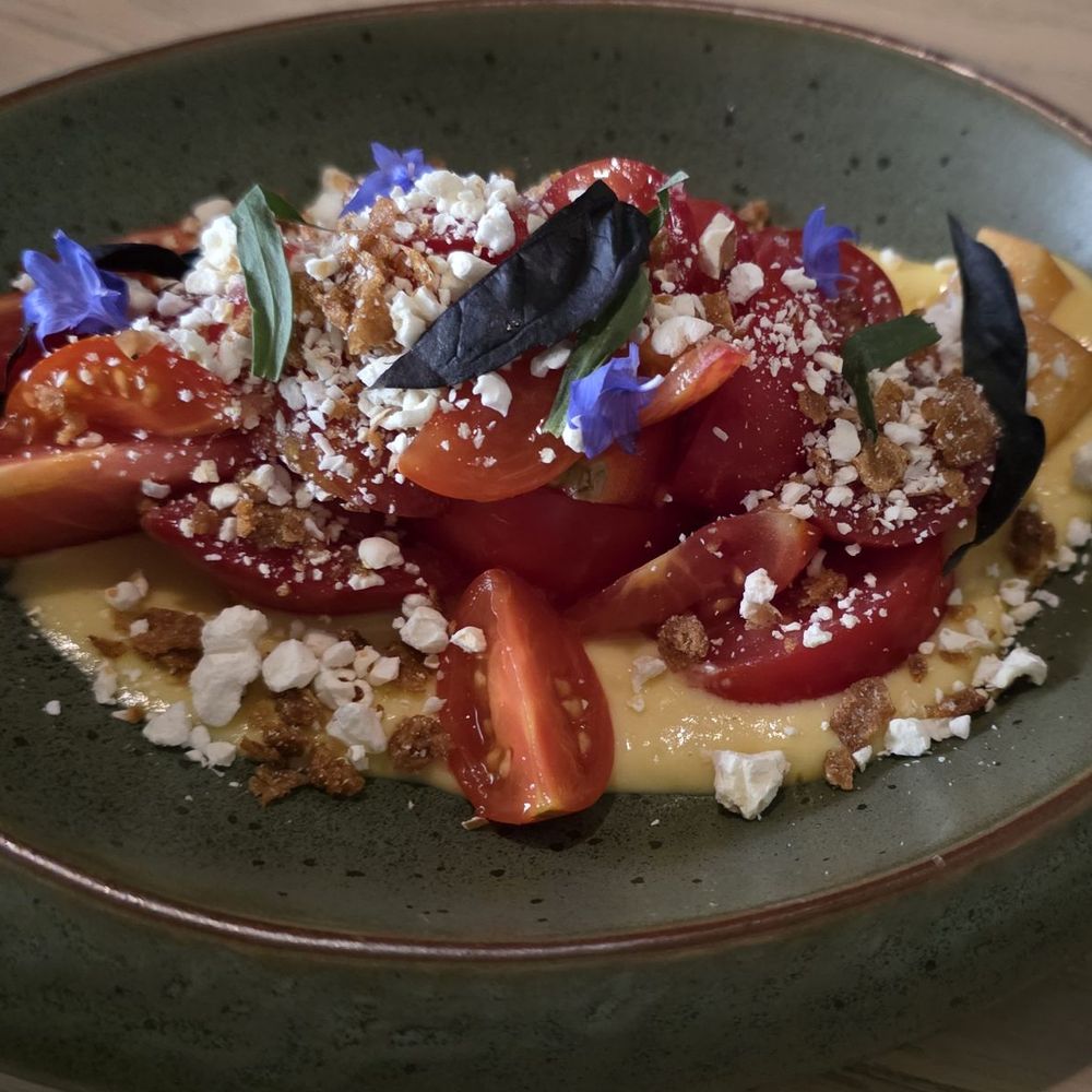 Elem Vancouver - Tomatoes salad - Canadian (New) Near Me - Vancouver, British Columbia