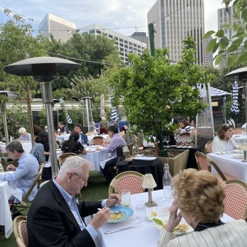 Nerano - Outside patio - Italian Near Me - Beverly Hills, California Nerano - Outside patio - Italian Near Me - Beverly Hills, California