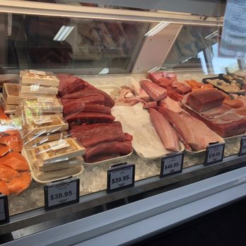 Suruki Supermarket - fish counter - International Grocery Near Me - San Mateo, California