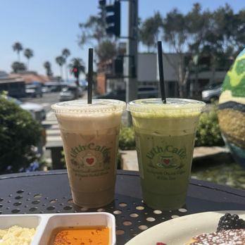 Urth Caffe - Coffee & Tea Near Me - Laguna Beach, California