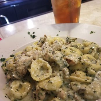 Bellas Bistro - Tortellini and chicken - Italian Near Me - Saratoga, Wyoming