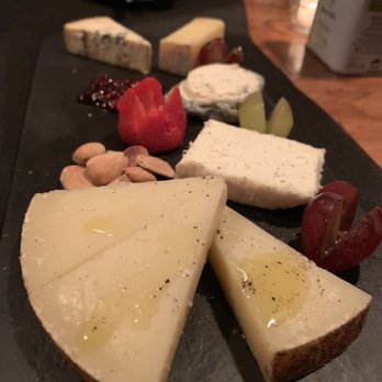 Eldiset - Cheese board - Mediterranean Near Me - Barcelona, B