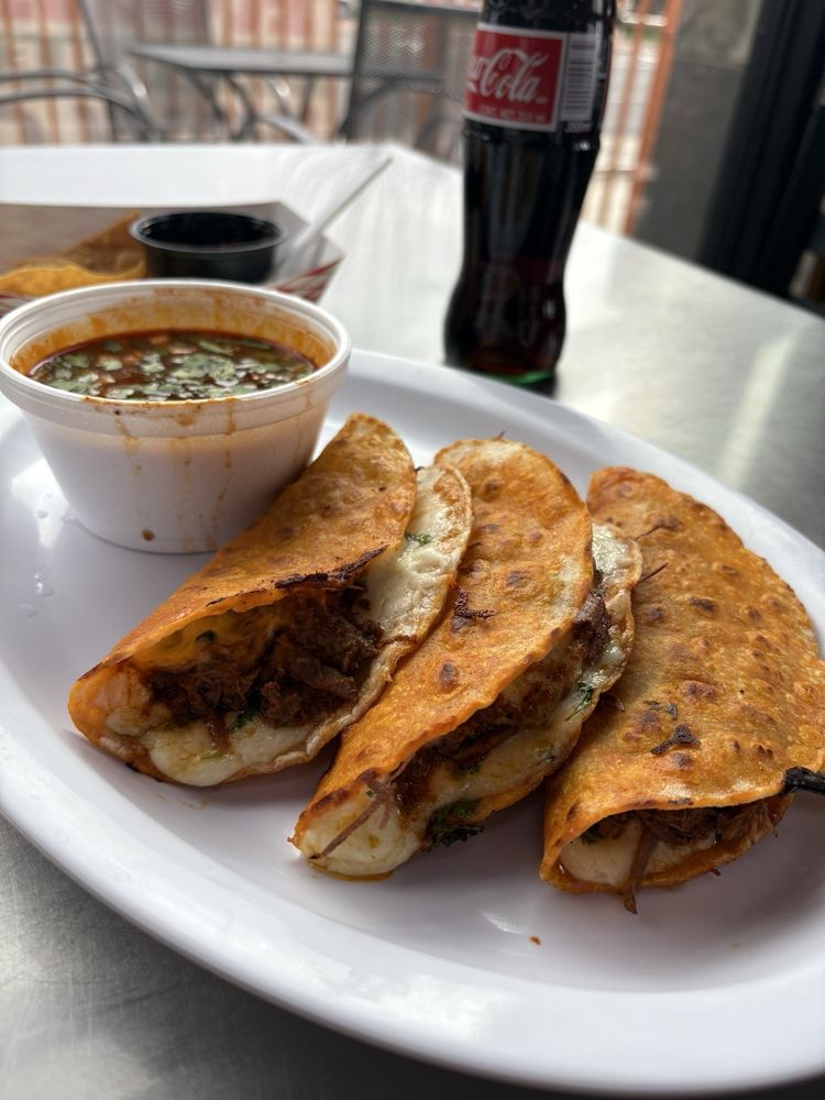 Robles Taqueria LLC