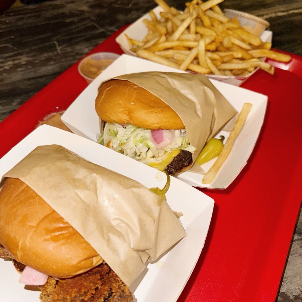 Pesto chicken sandwich + smash Golden Burger + Fries Pesto chicken sandwich + smash Golden Burger + Fries